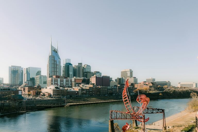Passenger Van Rental in Nashville with driver
